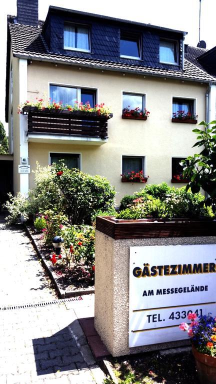 Apartmenthaus Sonnen Дюссельдорф Экстерьер фото